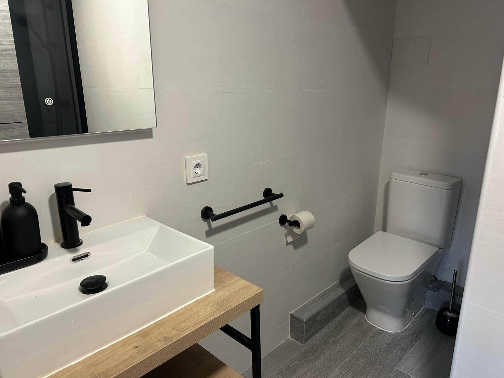 Topdown Apartments 오스피탈레트 데 요브레가트 외부 사진