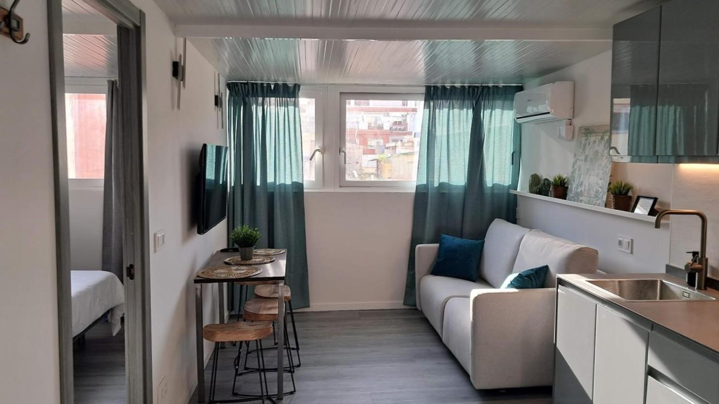Topdown Apartments 오스피탈레트 데 요브레가트 외부 사진