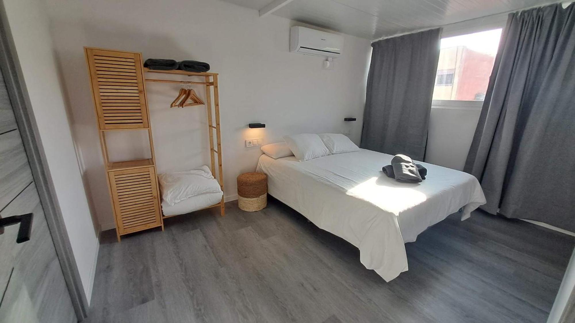 Topdown Apartments 오스피탈레트 데 요브레가트 외부 사진